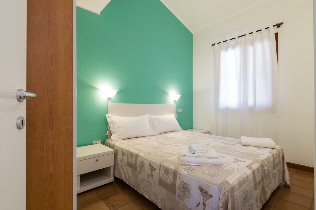Residenza Solemar Villa Bosa Marina Eksteriør bilde